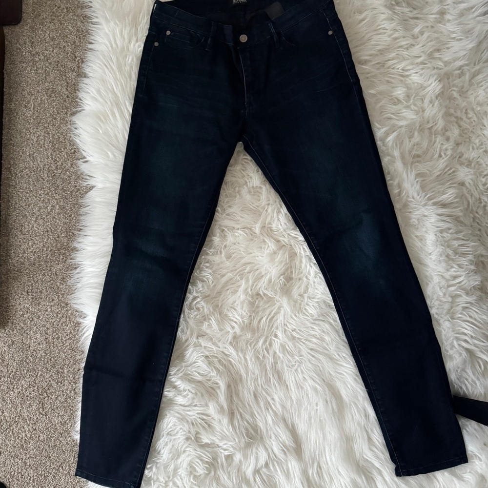 EUC Buffalo David Bitton Dark Wash Skinny Jeans size 31